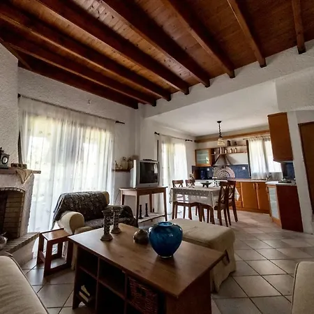 Elani Vacation House Casa de Férias